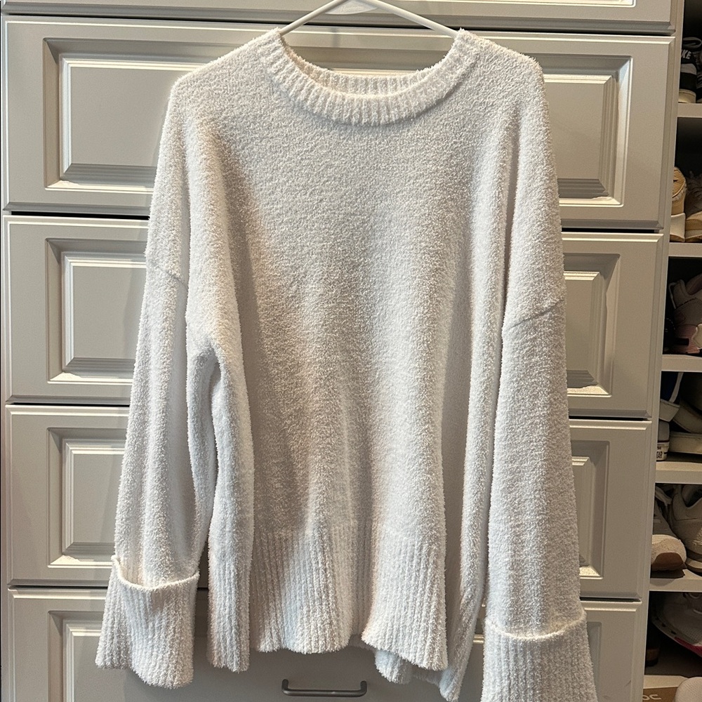 Chic Soft Crew Neck Sweater - Cream